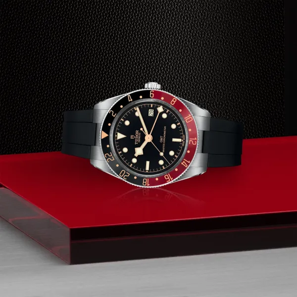 Montre TUDOR Black Bay 58 GMT, Boîtier En Acier, 39 Mm, Bracelet En Caoutchouc